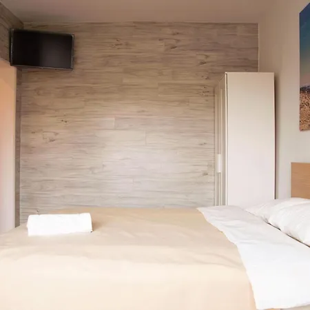 Apartment Navel By Little Heaven